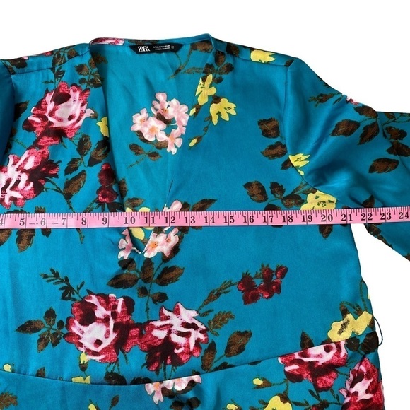 Zara Blouse Teal Floral‎ V-neck with Peplum Sz Medium - Picture 6 of 11